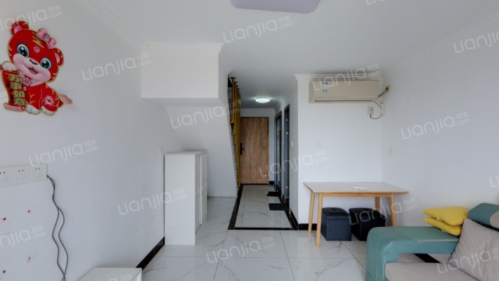 润发广场二手房实景图