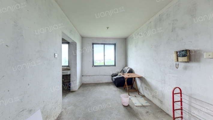 东湖佳苑二手房实景图