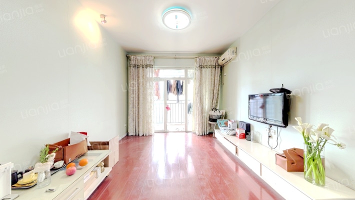 蜂巢小区二手房实景图