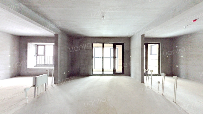 融创迩海二手房实景图