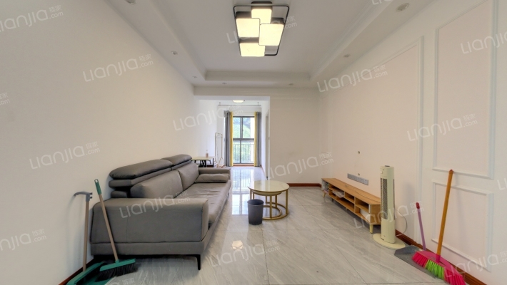 保利林语溪二手房实景图