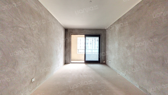 鲁能泰山7号十八街区二手房实景图