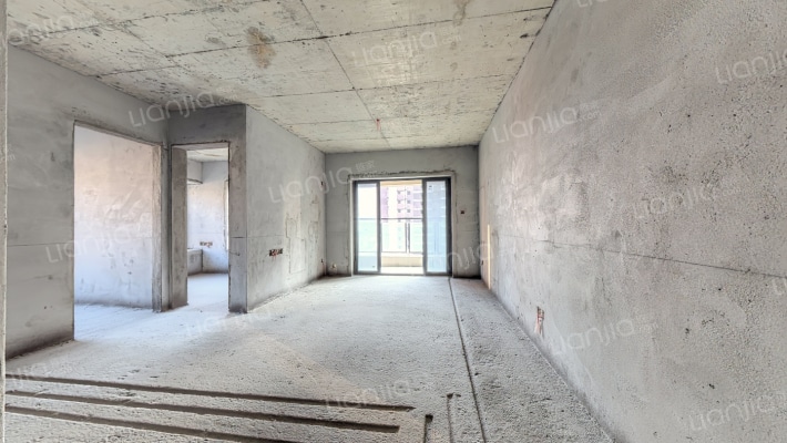 聚泰华庭二手房实景图