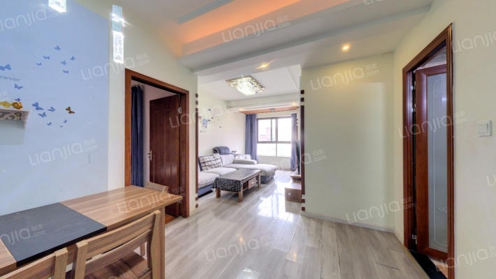 中铁城锦南汇二手房实景图