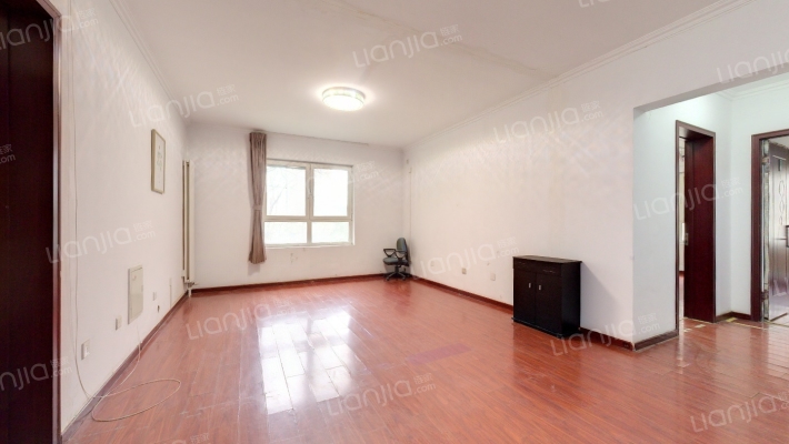 金地仰山西区二手房实景图