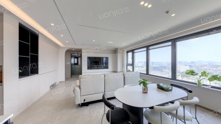 绿地紫金中心二手房实景图