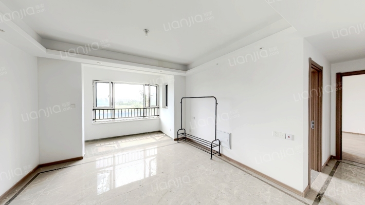 北宸正荣府二手房实景图