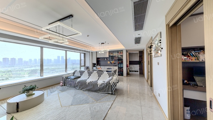 万科澜岸二手房实景图