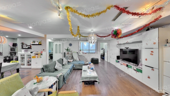 地王国际花园二手房实景图