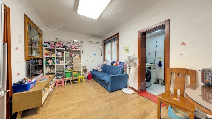 鹏海东苑二手房实景图