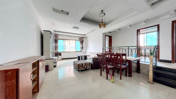 新都花园二手房实景图