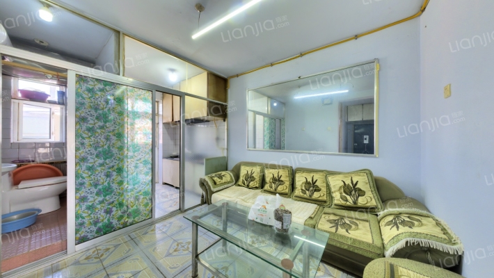 机车宿舍二手房实景图