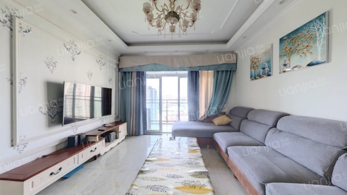 巴比亚半山二手房实景图