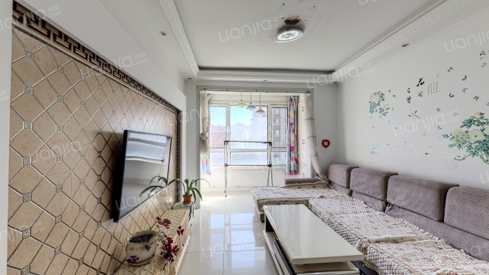 颐泊湾二手房实景图