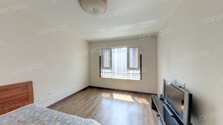 万科明日之光D区二手房实景图