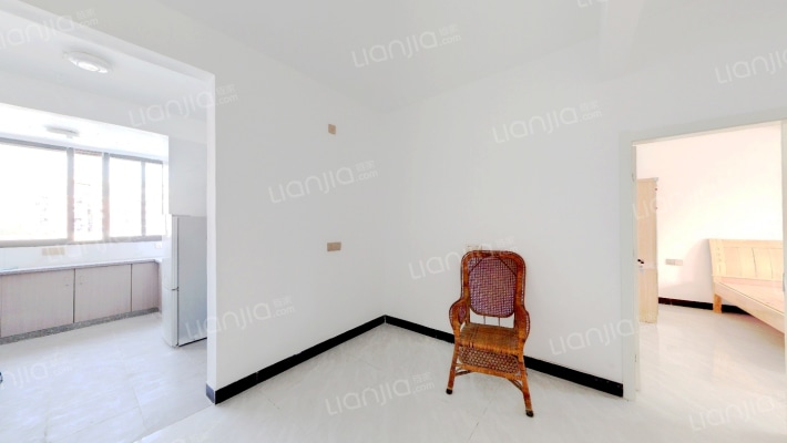 上三路35号二手房实景图