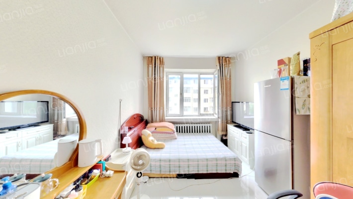 国储235处家属区二手房实景图