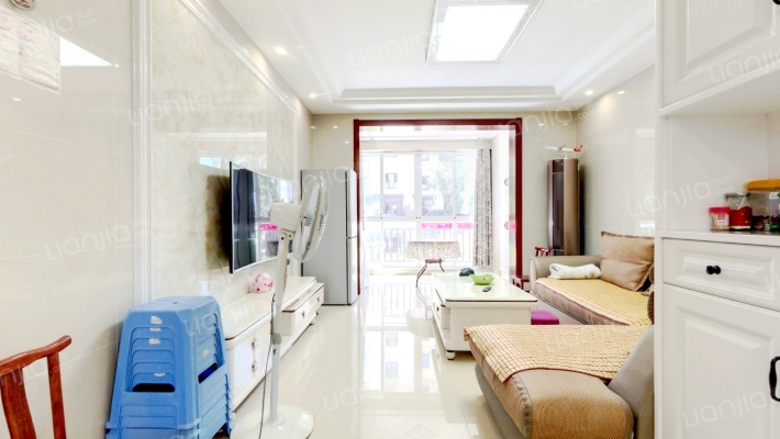 隆豪翡翠星城二手房实景图