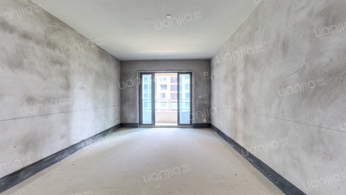 久桓中央美地二手房实景图