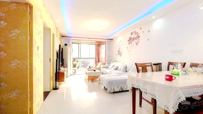 彩虹雅苑二手房实景图