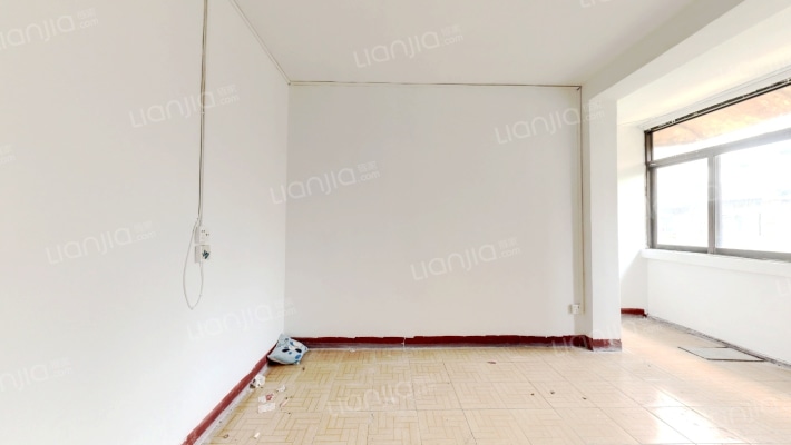 青年路9号二手房实景图