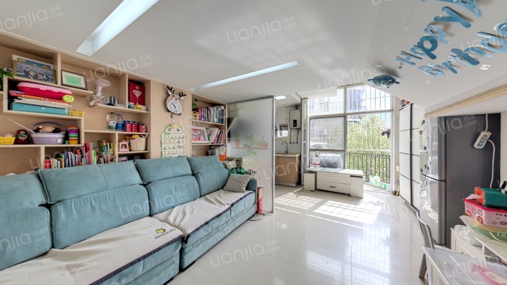 水晶之城二手房实景图