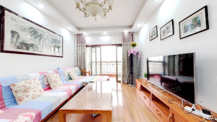 国际社区观邸三组团二手房实景图