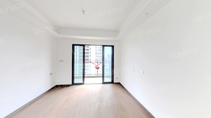 华侨城万科云峰二手房实景图