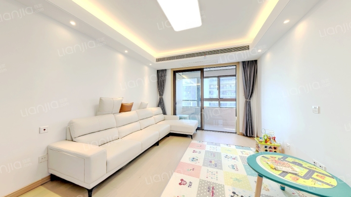 江畔都会上城二手房实景图