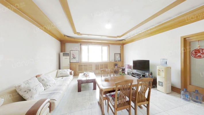 中保住宅楼二手房实景图