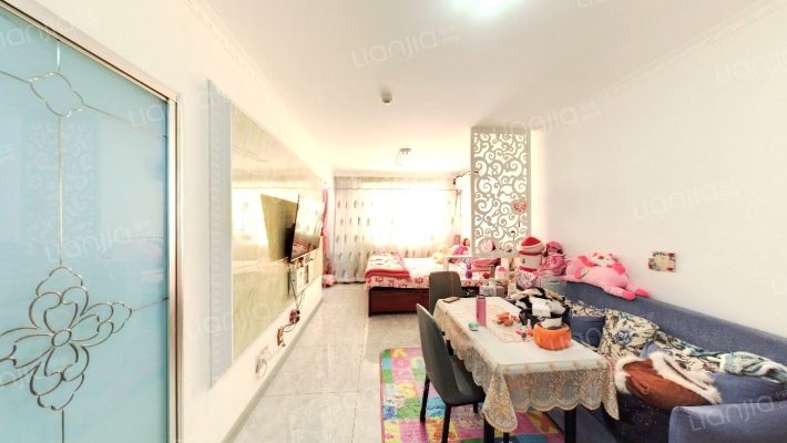 雷凯铂院二手房实景图