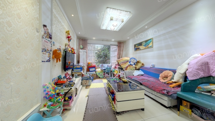 融创南湖逸家二手房实景图