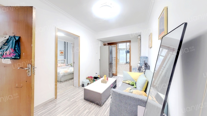 张家堡社区医院家属楼二手房实景图