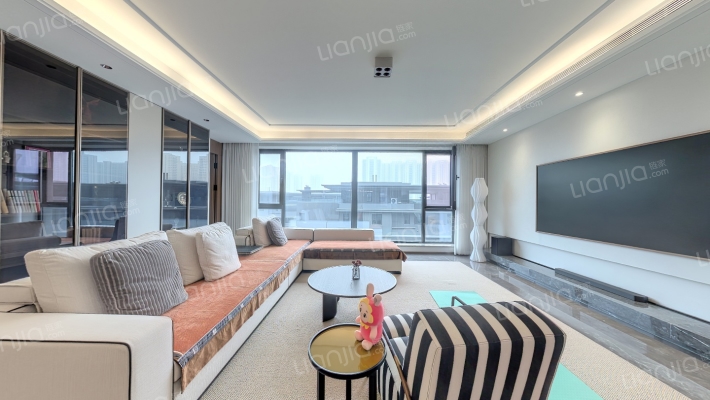 招商央玺二手房实景图