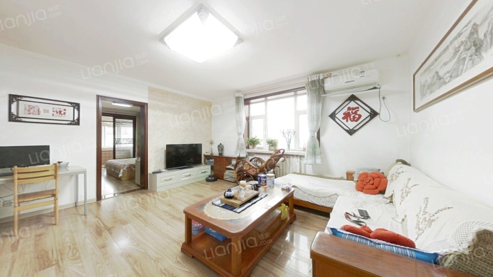 青少年宫宿舍二手房实景图