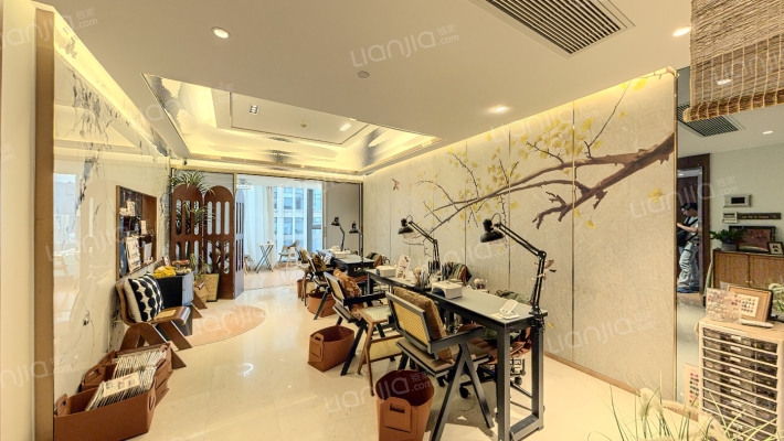 富力盈盛广场二手房实景图