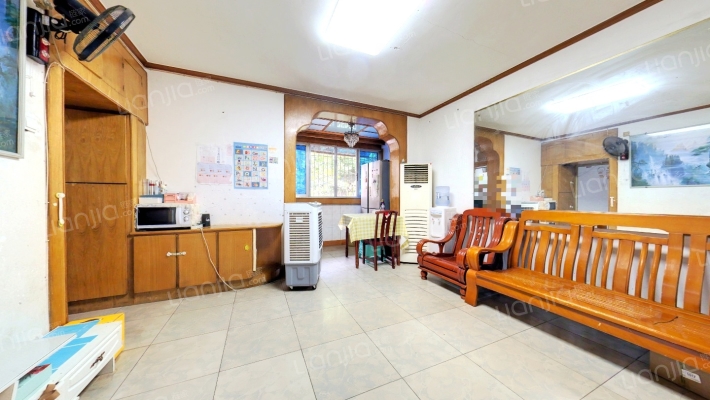 六九小区二手房实景图