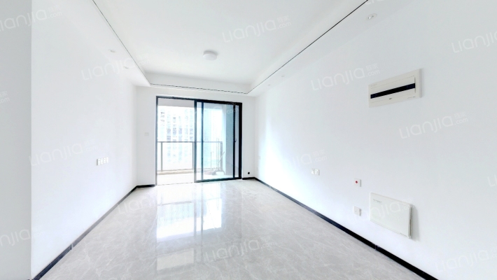 中奥滨江one二手房实景图