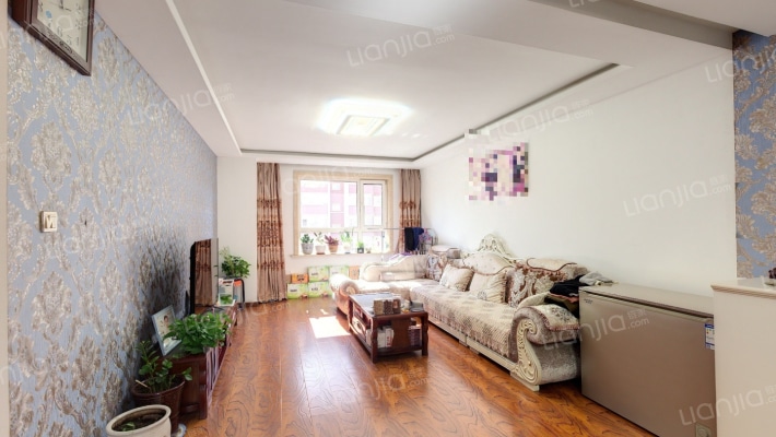 亚泰梧桐公馆二手房实景图