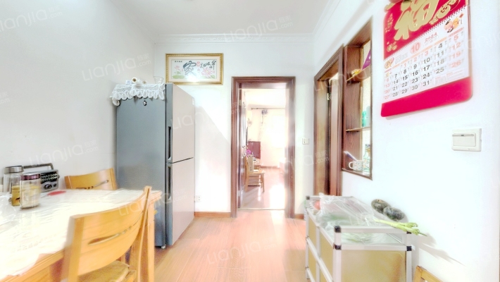 白云小区二手房实景图