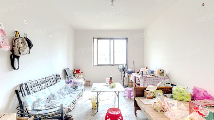 天和佳苑二手房实景图