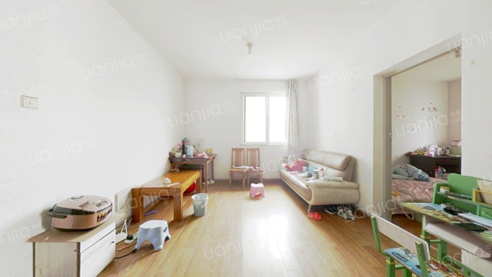 龙兴苑小区二手房实景图