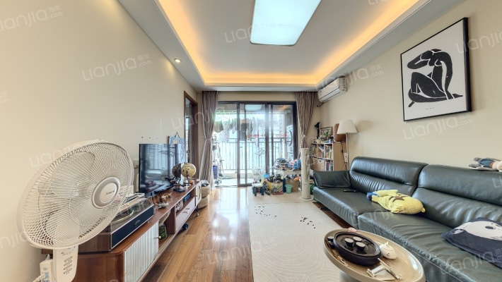 万科麓城三期二手房实景图