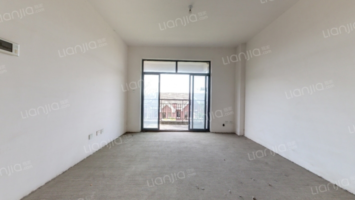 悦水蓝山二手房实景图