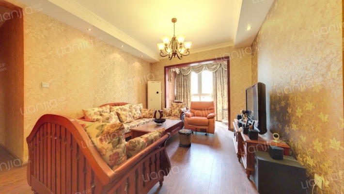 红枫岭三期二手房实景图