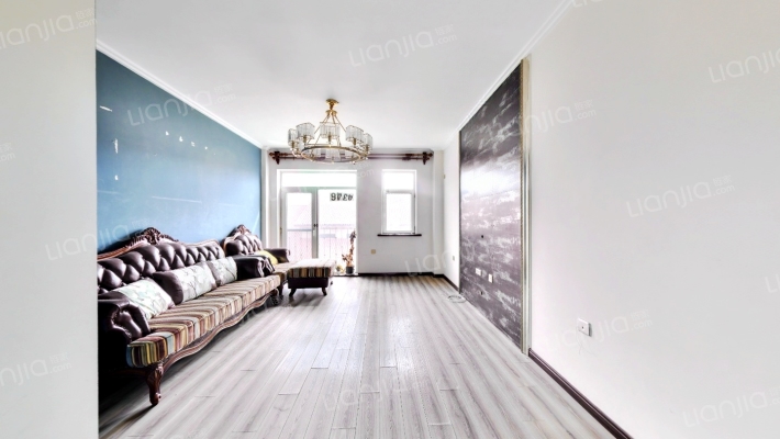 万盛理想国二期卡梅尔城二手房实景图