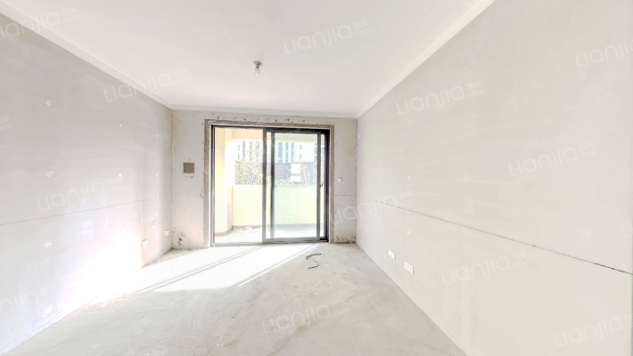 胜水嘉苑二手房实景图