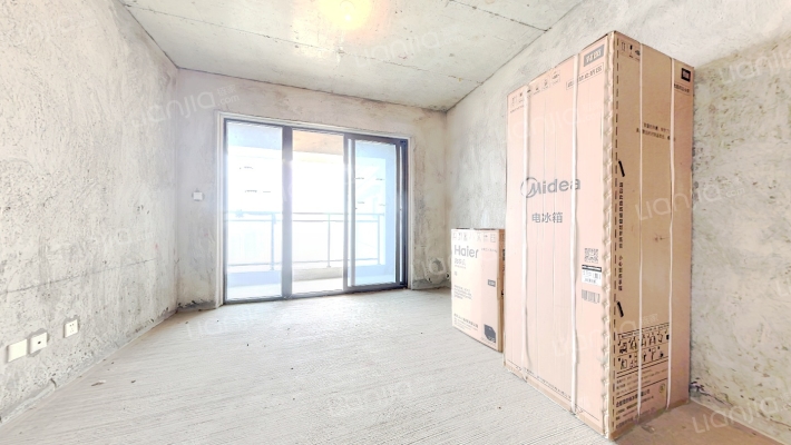 金色阳光名邸二手房实景图