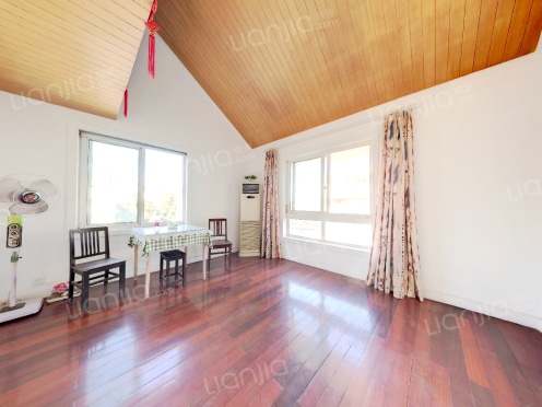 整租·新加花园 4室2厅 复式 南