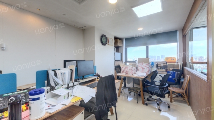 环球国际广场二手房实景图